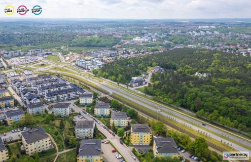 Kawalerka świetna komunikacja koło pętli tram