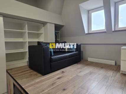 Kawalerka - 34 m2 gotowe do zamieszkania w Centrum