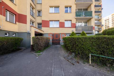 3 POKOJE NOWY DWÓR BALKON PARTER