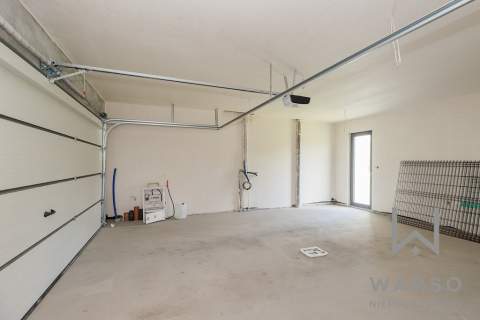 5 pokoi, działka 900m2, duży garaż
