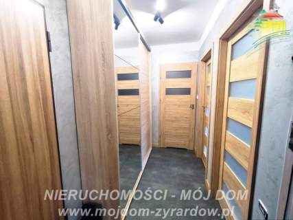 Nowoczesne, wyposażone M-4 z ogródkiem.