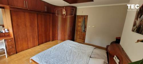 8 pok I 250m2 I 25ar I dwa garaże I balkon