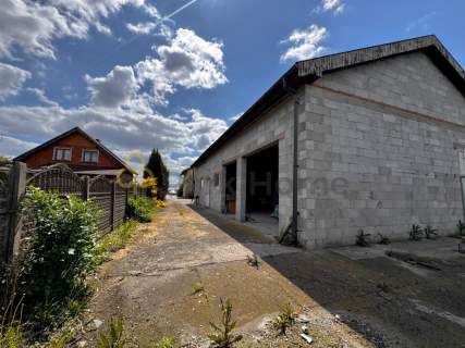 Dom na sprzedaż - spokojna okolica - Wieszczyczyn