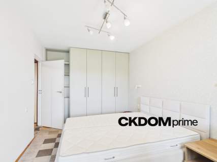 2 pokoje 53 m , balkon, Barwinek   Kielce