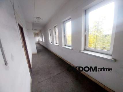 Kompleks magazynowo-biurowy 2078 m Promnik