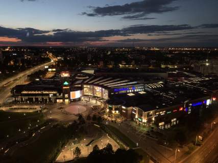 Apartament w Śródmieściu gabinet do pracy zdalnej metro