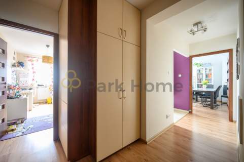 Duży balkon, 3 pok., 4 piętro, ul. Obywatelska