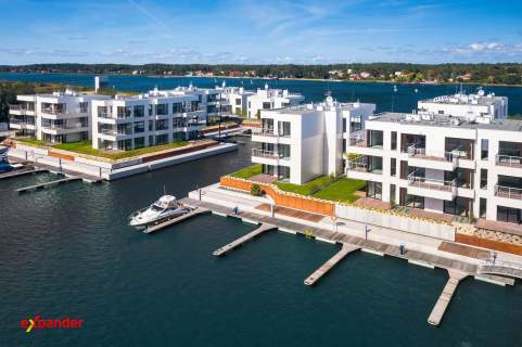 Apartament z tarasem i ogrodem   nad wodą, idealny
