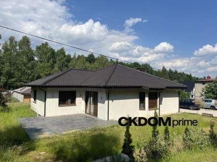 Dom 176 m z garażem i tarasem   Kielce, Zalesie