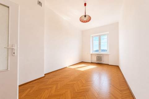 Plac Centralny 3 pokoje I 73m I garaż I winda