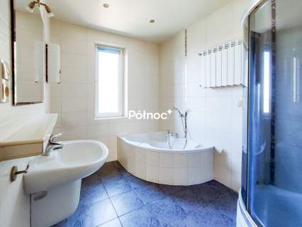 Przestronny dom Komarów Dolny 240m2