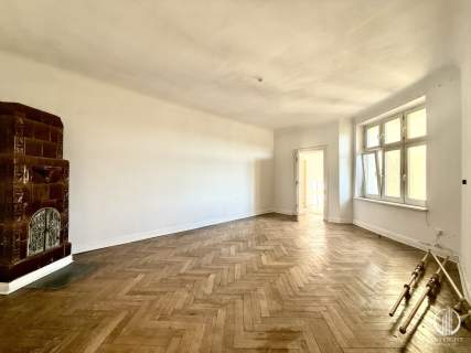 2-pok. mieszkanie w zadbanej kamienicy w centrum