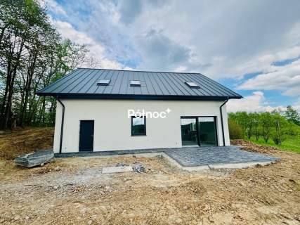 Chronów-dom w stanie deweloperskim