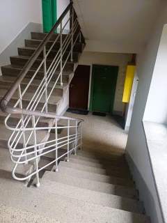 Dwu pokojowe z balkonem i piwnicą