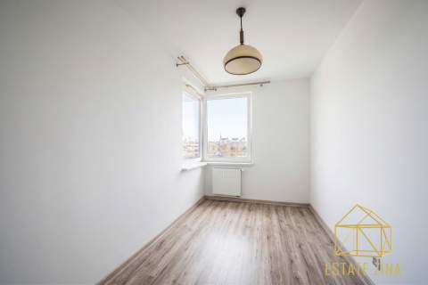 3 pokoje Os. Avia Balkon 2 piętro