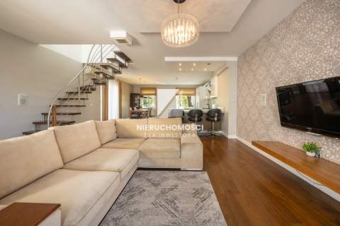 Przestronny Apartament 155 mkw, 2 łazienki, Garaż