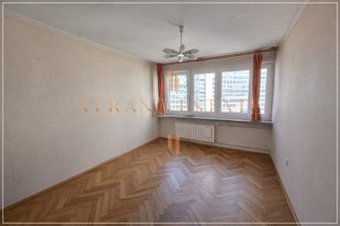 Doskonała lokalizacja 40m2 loggia 2 pokoje