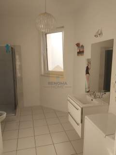 Apartamentowiec z 2013/63m2/3 pok/1 piętro/balkon
