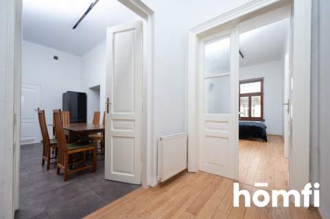 Przestronne 3 pokoje, oddzielna kuchnia, balkon