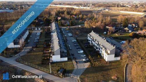 Dwupoziomowe strych z balkonem i 2 miejsca postojowe w cenie