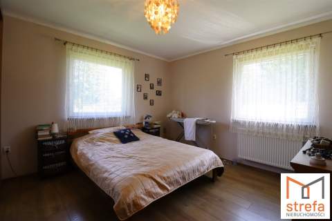 Parterowy dla 2 rodzin garaż na auta 13km Lublin
