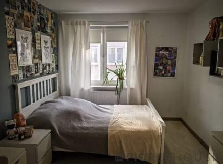 5-pokojowe mieszkanie na Włochach
