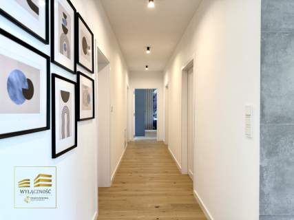Nowy, parterowy dom przy lesie 5 pokoi 181 m2