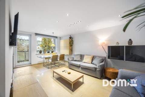 3 oddzielne pokoje salon z kuchnią, z balkonem