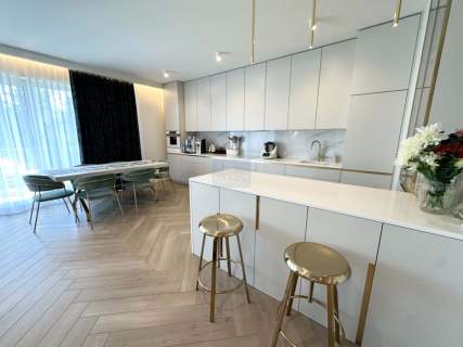 Apartament premium dwupoziomowy, Północ