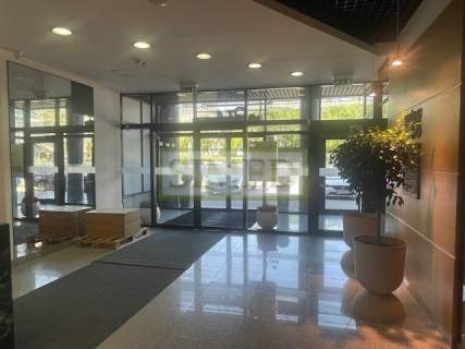 Sala konferencyja,biuro,dostęp24h,parking,recepcja