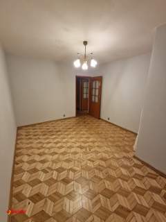 3-pokojowe mieszkanie w wieżowcu z balkonem