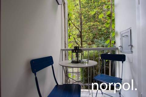 Nowoczesne mieszkanie z osobną sypialnią. Modernly furnished...
