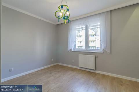 Bieńczyce, 56 m2, 3 pokoje, balkon, garaż, tramwaj