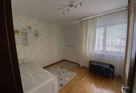 Komfortowe trzy pokoje przy Polu Mokotowskim