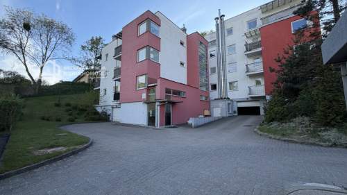 Kawalerka z garderobą i balkonem