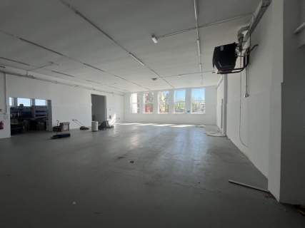 Łęczna - hala 1000m2 z zamieszkaniem
