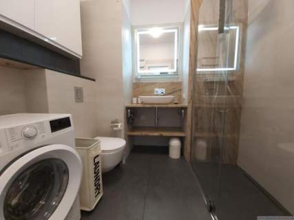 2pok. apartament dla wymagającego najemcy tuż nad Odrą