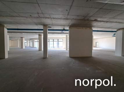 Lokal usługowo-handlowo-biurowy w reprezentacyjnym apartamentowcu,...