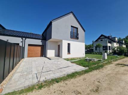 Dom bliźniak 125m2, garaż, ogród, media