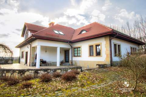 Rezydencja 456m Ogród z rzeką i oczkami wodnymi