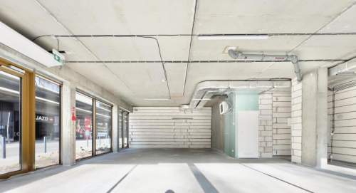 Lokal w centrum miasta Parking Do wykończenia 