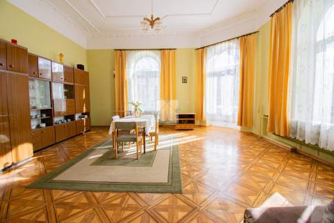 PRESTIŻOWE MIESZKANIE W ZABYTKOWEJ KAMIENICY