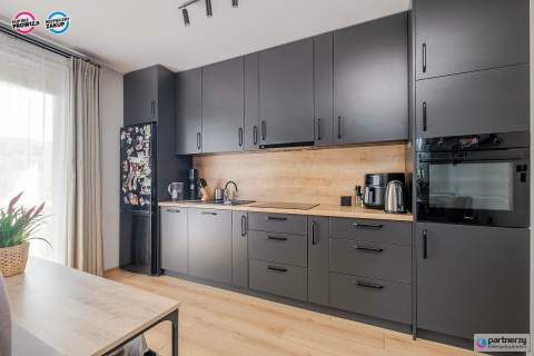 Zadbane 3 pok. z hala garażową