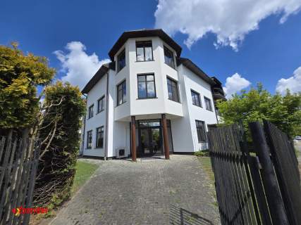 Budynek na klinikę dobrej lokalizacji