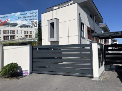 Domy do wynajęcia w stanie deweloperskim dla firm