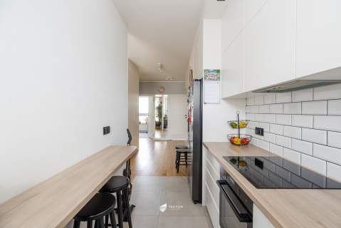 3 pokoje dwustronne duży balkon garaż