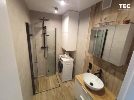 47 m 3 pokoje osobna kuchnia po remoncie
