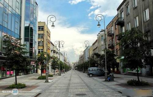 DO WYNAJĘCIA LOKAL BIUROWY W CENTRUM KIELC 30 M2.