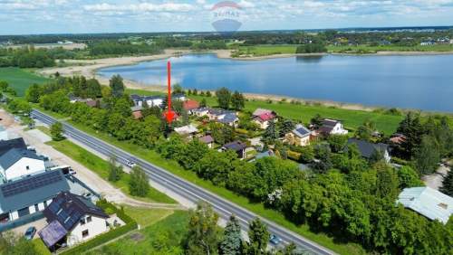 Na sprzedaż działka z domkiem blisko jeziora