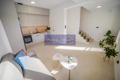 Apartament 4 pokojowy pod klucz , na zamkniętym osiedlu.